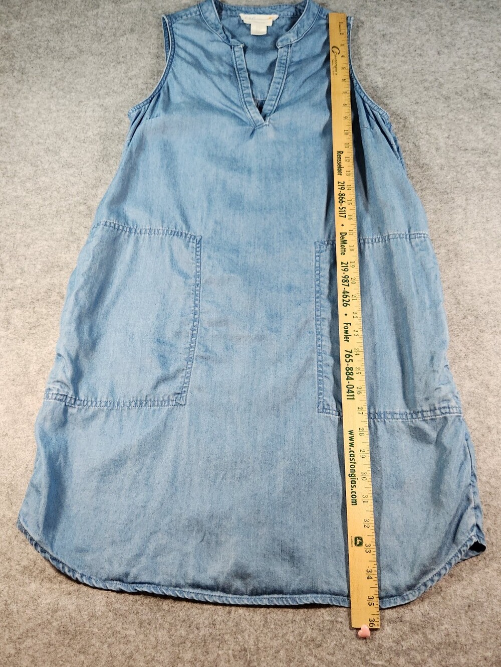 C&C California Light Blue Sleeveless Chambray Midi Dress Size Medium - Picture 4 of 7